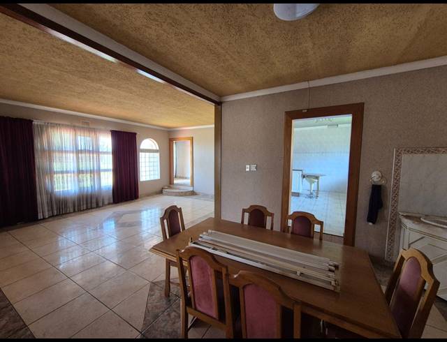 3 BEDROOM HOUSE FOR SALE IN VAN DER MERWES KROON